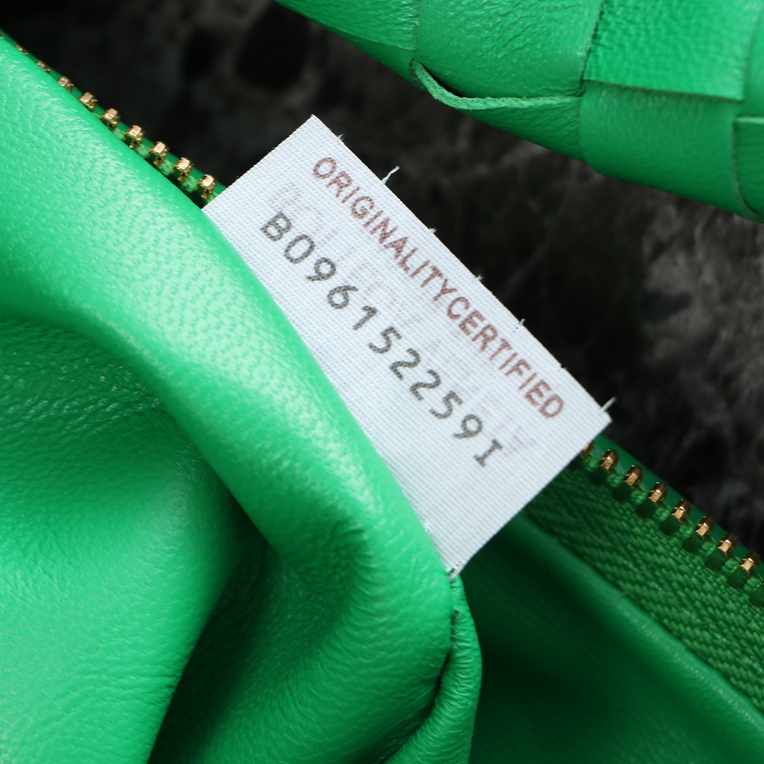 Bottega Veneta Hobo Bags